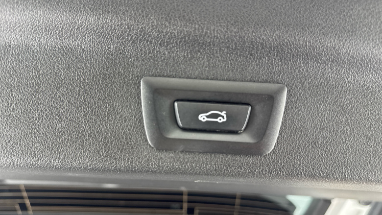 BMW X1 xDrive 23d MHT xLine 5dr Step Auto Diesel Estate